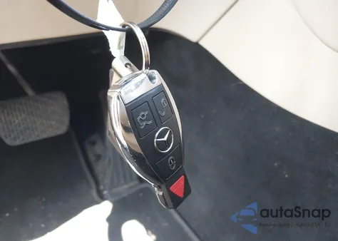 2018 Mercedes-Benz Glc 300 4Matic из США, поврежденный, VIN WDC0G4KB3JV061293